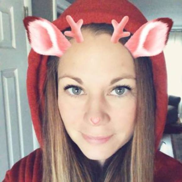 Meet your Posher, Andrea - Picture 1 of 1